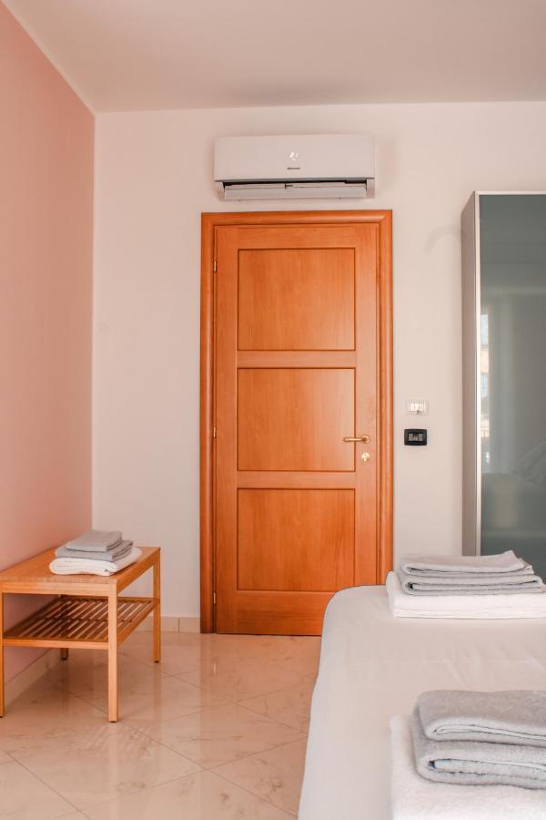 Magna Grecia B&B E Appartamenti Caulonia Marina Bagian luar foto